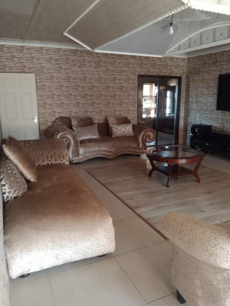 5 Bedroom Property for Sale in Kestell Free State